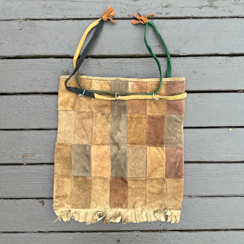 Vintage 70s Suede Patchwork Drawstring Purse W/ F… - image 1